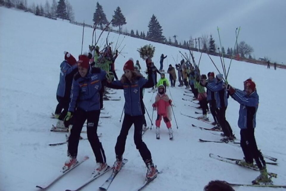 Cununie pe pârtie Sursa foto: Orion TV