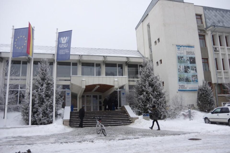 Universitatea "Ștefan cel Mare" Suceava Universitatea "Ștefan cel Mare" Suceava