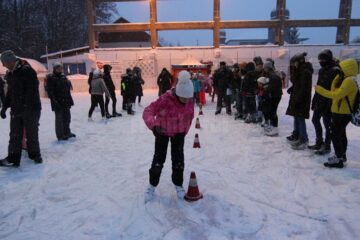 Aproape 3.000 de lei adunați la evenimentul caritabil organizat de Grupul de Inițiativă al Fundației Comunitare Bucovina