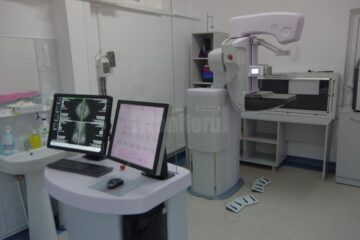Investigațiile la mamograf permit diagnosticarea precoce a cancerului de sân