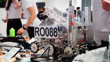Elevii suceveni au intrat în arena celei mai mari competiții de robotică pentru liceeni