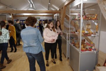 Cea mai mare expoziție de jucării vechi din România, la Muzeul de Istorie Suceava