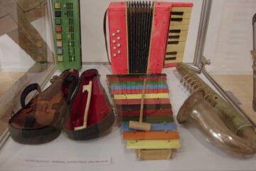 Cea mai mare expoziție de jucării vechi din România, la Muzeul de Istorie Suceava