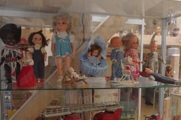 Cea mai mare expoziție de jucării vechi din România, la Muzeul de Istorie Suceava