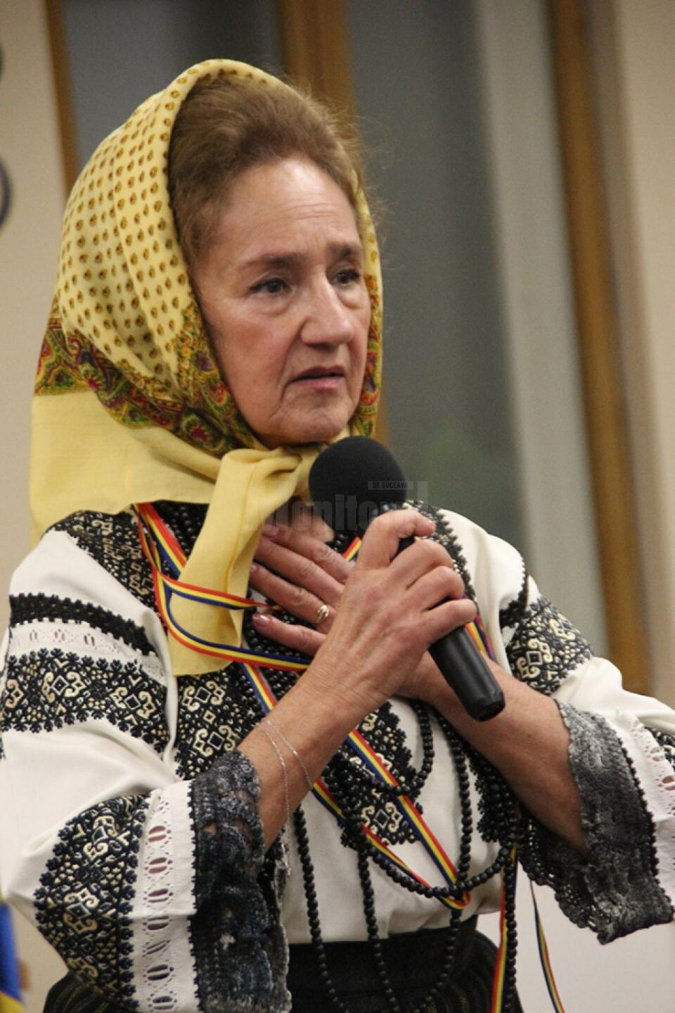Sofia Vicoveanca: „Oriunde și oricine-ai fi, nu te văita, / Ci te închină că-i poți fura morții o zi”