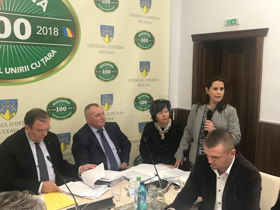 Procurorul-șef al DNA Suceava, Mihaela Mihai, în plenul CJ