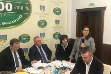 Procurorul-șef al DNA Suceava, Mihaela Mihai, în plenul CJ