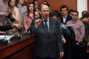 Consiliul Județean Suceava a premiat, ieri, elevii olimpici din județ cu peste 23.000 de euro