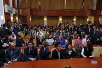 Consiliul Județean Suceava a premiat, ieri, elevii olimpici din județ cu peste 23.000 de euro