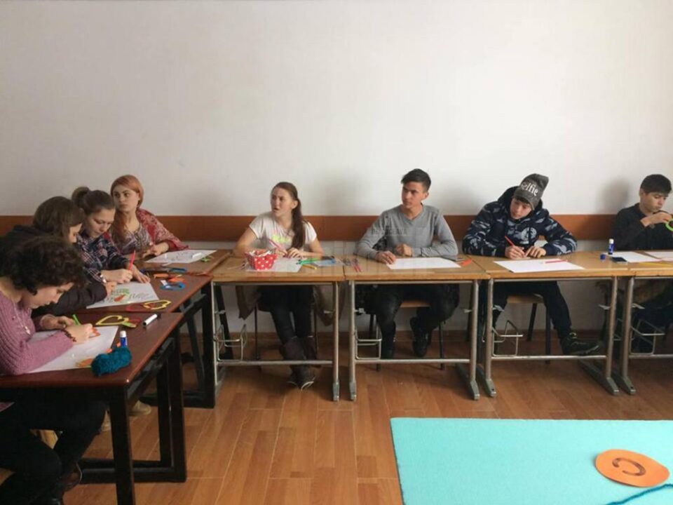 „Adolescență fără violență!”, proiect educațional la Centrul Școlar ”Sf. Andrei”