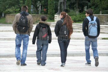 Elevii intră în vacanță