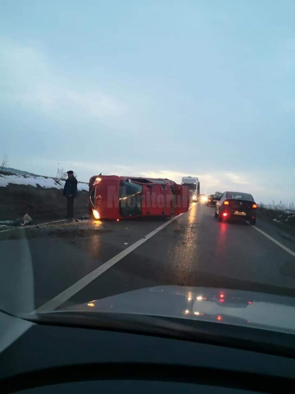 Accident cu trei mașini pe E 85, la ieșirea din Suceava spre Pătrăuți