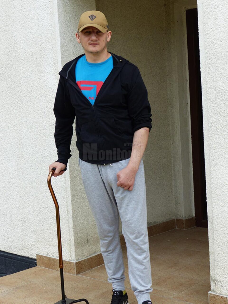 Campanie de strângere de fonduri pentru polițistul lovit cu sabia în cap. Starea sa de sănătate este complicată