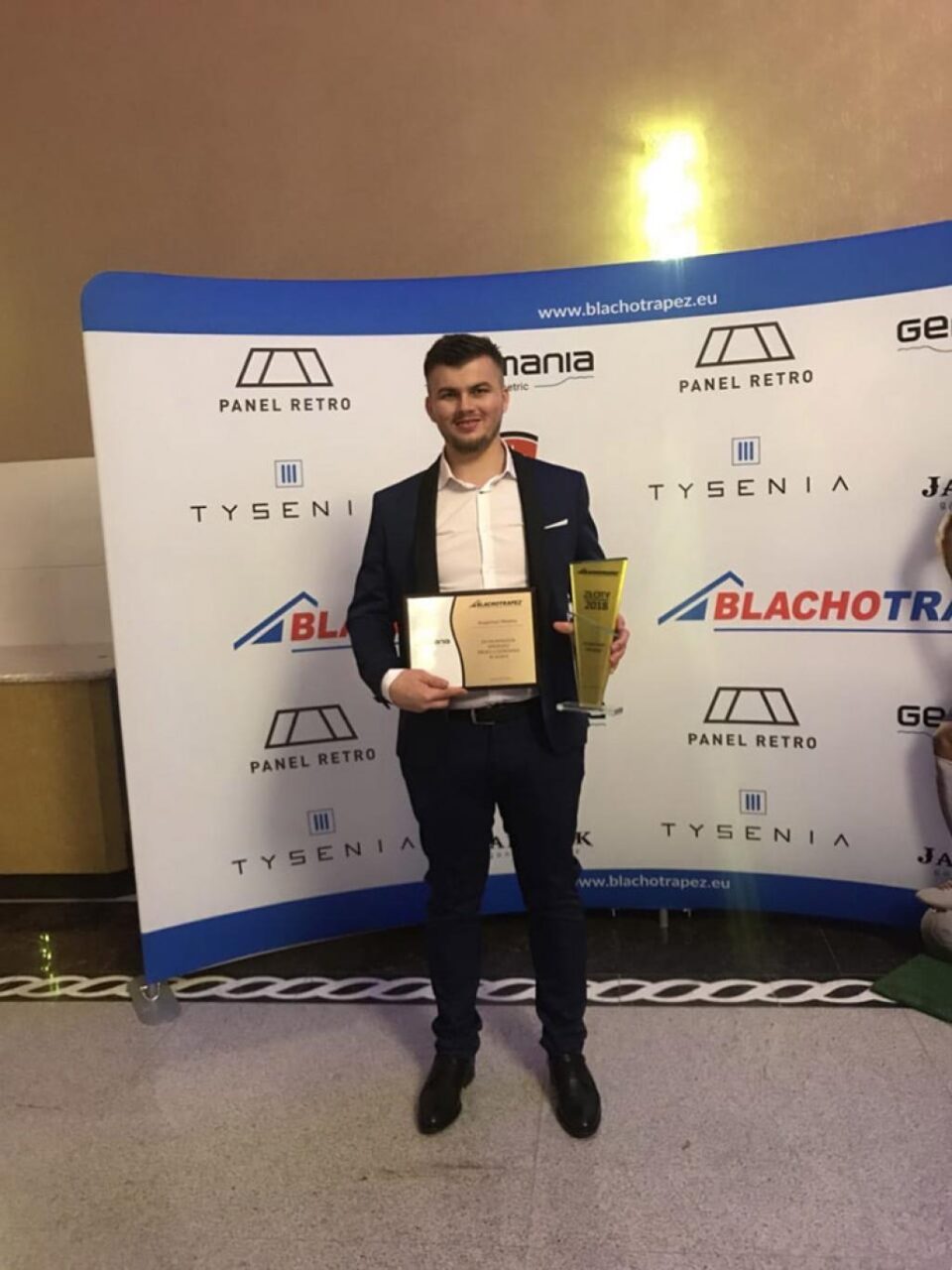 Firma suceveană ACOPERIȘURI METALICE SRL a obținut locul 6 pe Europa la vânzări de tablă tip țiglă metalică Blachotrapez