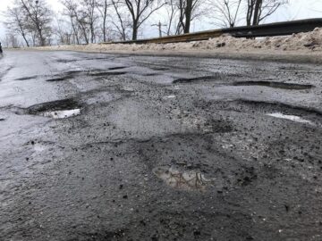 Gropile, imposibil de evitat pe multe porțiuni
