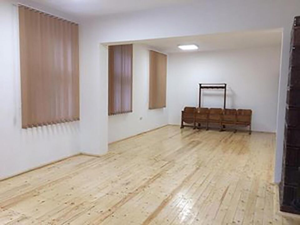 Primarul Nistor Tatar a inaugurat o sală de balet la Casa Municipală de Cultură