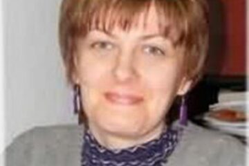 Daniela Ioana Rusu preda la colegiul sucevean din 1994