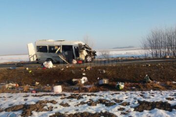 Microbuzul implicat în accident