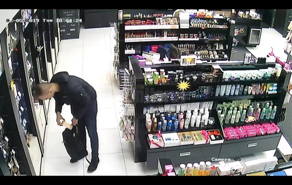 Furtul, surprinse de camerele de supraveghere