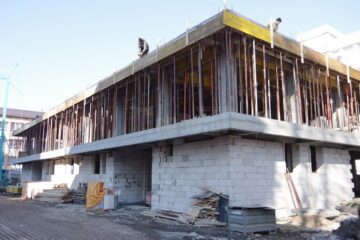 Construcția a ajuns la etajul I