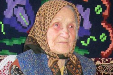 Fosta învățătoare Viorica Hogaș, sărbătorită la împlinirea vârstei de 104 ani