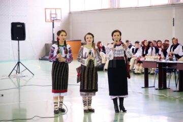 Artiști din județele Maramureș, Botoșani și Suceava au evoluat în deschiderea proiectului „10 pentru folclor”