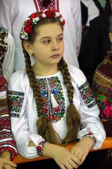 Artiști din județele Maramureș, Botoșani și Suceava au evoluat în deschiderea proiectului „10 pentru folclor”