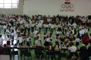 Artiști din județele Maramureș, Botoșani și Suceava au evoluat în deschiderea proiectului „10 pentru folclor”