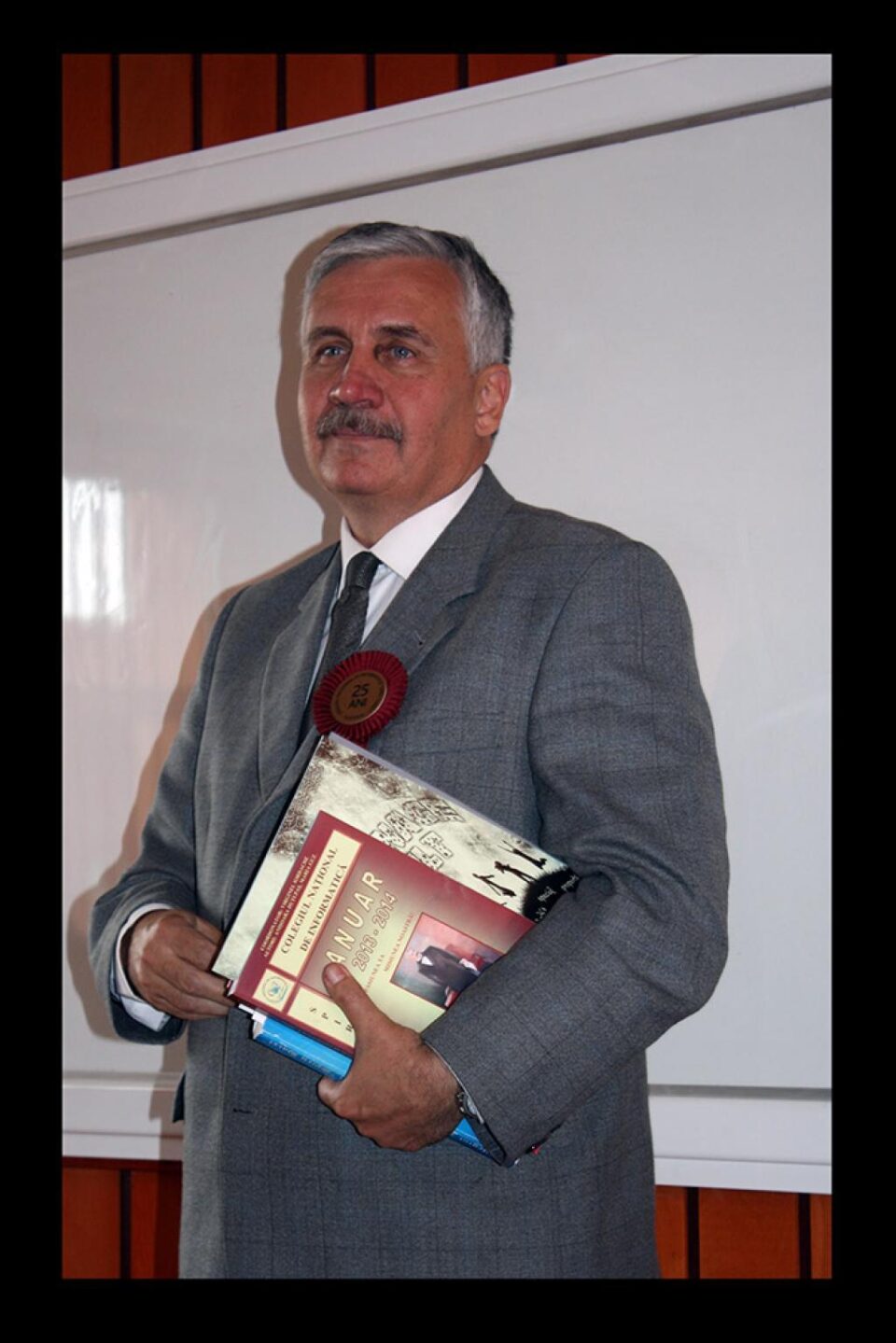 Călin Oanea, primul director al Liceului de Informatică