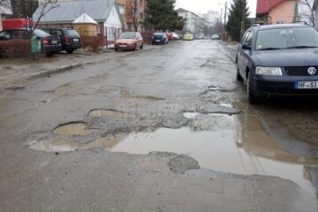 De departe, cea mai nenorocită este strada Eroilor, din cartierul Burdujeni