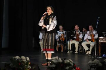 „Caravana folclorului” a ajuns la Casa de Cultură din Gura Humorului