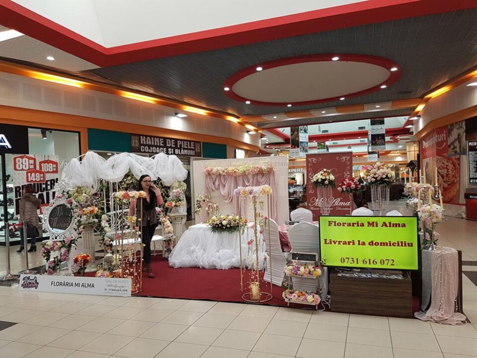 Mi Alma are amenajat un stand impresionant chiar la intrarea în centrul comercial, înainte de zona food-court