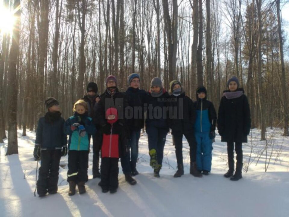 "Just4fun”, tabără de cinci zile organizată de Palatul Copiilor Suceava, la Pătrăuți "Just4fun”, tabără de cinci zile organizată de Palatul Copiilor Suceava, la Pătrăuți