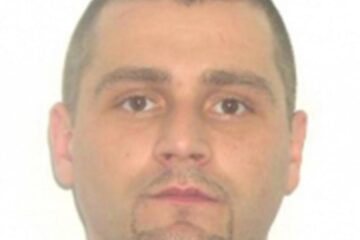 Mihai Grădinariu a ajuns în arestul poliției județene, în noaptea de joi spre vineri, extrădat din Anglia