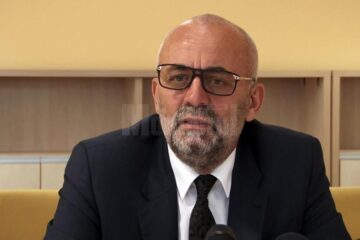 Vasile Rîmbu: „Se va lăsa cu sancțiuni care vor merge de la penalizări la salariu până la mutări în alte sectoare și nu exclud nici desfacerea contractului de muncă"
