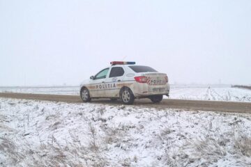 Polițiștii au fost nevoiți să plece în urmărirea șoferilor fugari