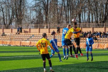 CSM Bucovina Rădăuți s-a impus cu 2 - 0 în meciul test de la Ceahlăul Piatra Neamț. Foto Cristian Plosceac