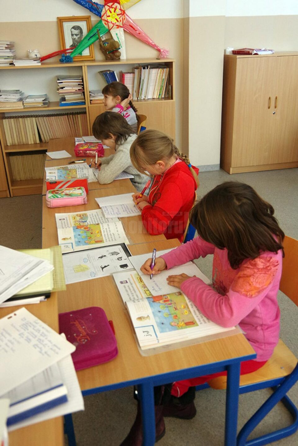 Potrivit proiectului de ordin al Ministerului Educației, anul școlar 2019-2020 are 35 de săptămâni de cursuri Potrivit proiectului de ordin al Ministerului Educației, anul școlar 2019-2020 are 35 de săptămâni de cursuri