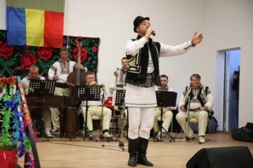 Întâlnirile-spectacol din cadrul proiectului „10 pentru folclor”, ediția a IV-a, s-au încheiat la Zvoriștea