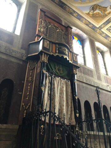 Replica Chivotului Sfânt