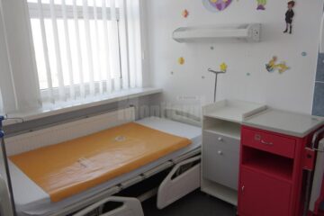 Salon din secția Pediatrie a Spitalului de Urgență „Sfântul Ioan cel Nou” din Suceava
