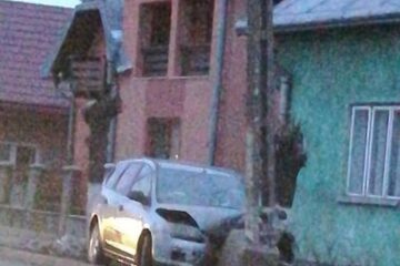 Autoturismul condus de minorul de 14 ani