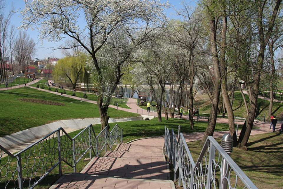 Zona de agrement Tătărași va fi deschisă de Florii