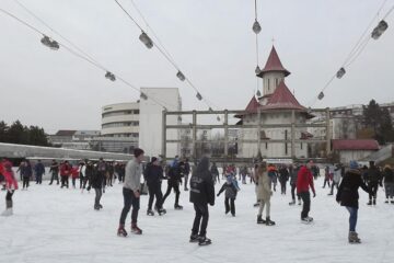 Acces liber la patinoar două zile