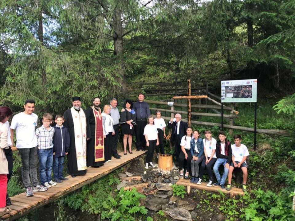 Elevii din Panaci, în activități de descoperire a patrimoniului local