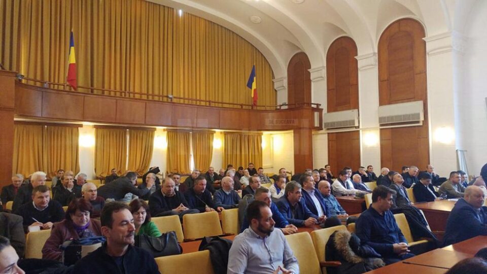 Prefectul și primarii au fost anunțați de retragerea funcționarilor din Corpul experților electorali
