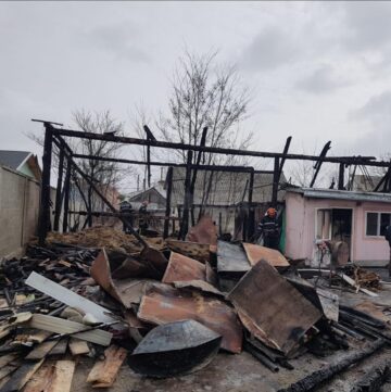 Pagube de peste 60.000 de lei, în urma unor incendii izbucnite sâmbătă în județ