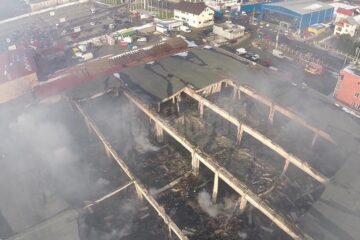 Flăcările au distrus întreg complexul Rozita în numai câteva ore