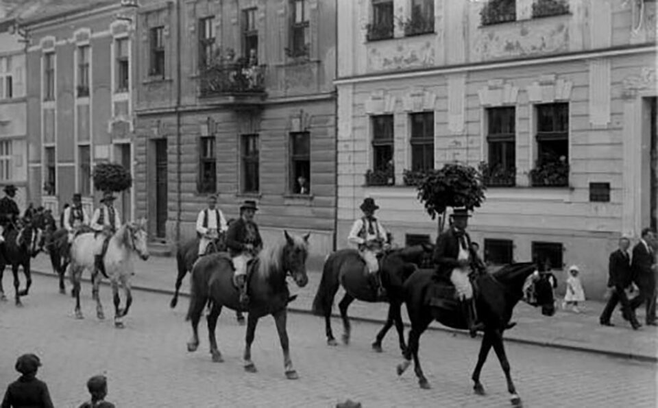 Defilarea de 1 Mai la Suceava