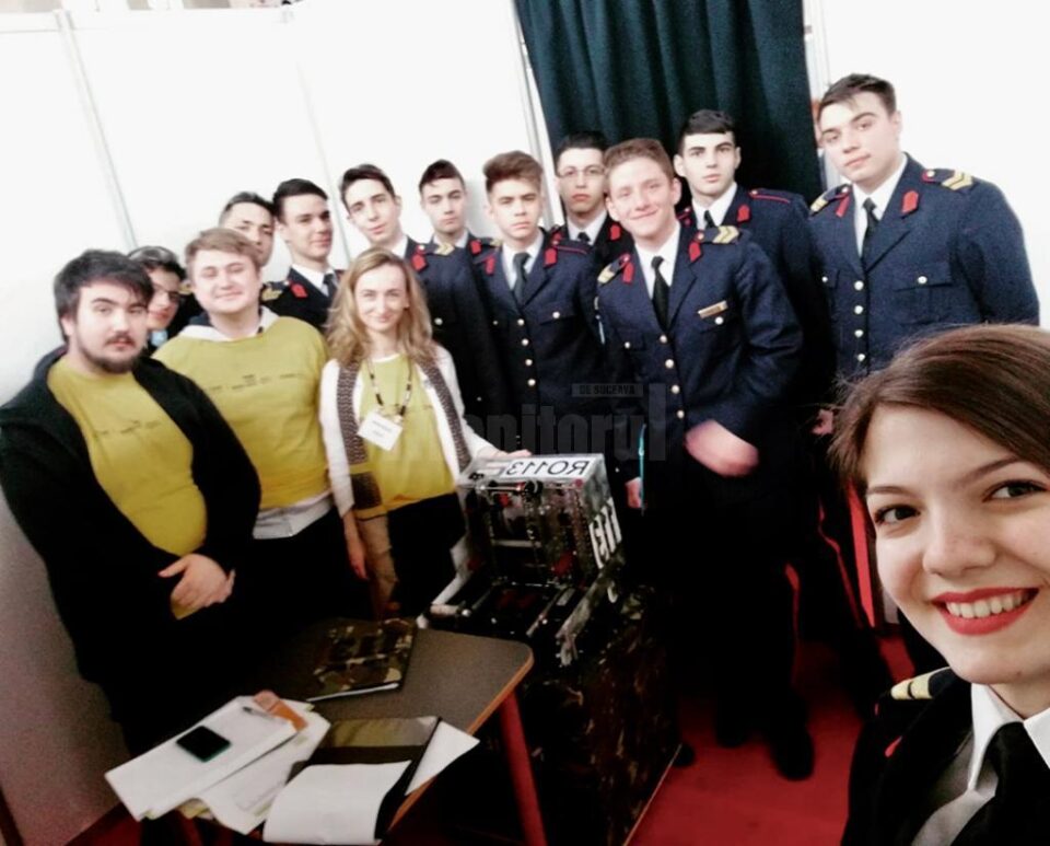 Robotul elevilor militari luptă la etapa națională a Competiției „BRD FIRST Tech Challenge” Robotul elevilor militari luptă la etapa națională a Competiției „BRD FIRST Tech Challenge”